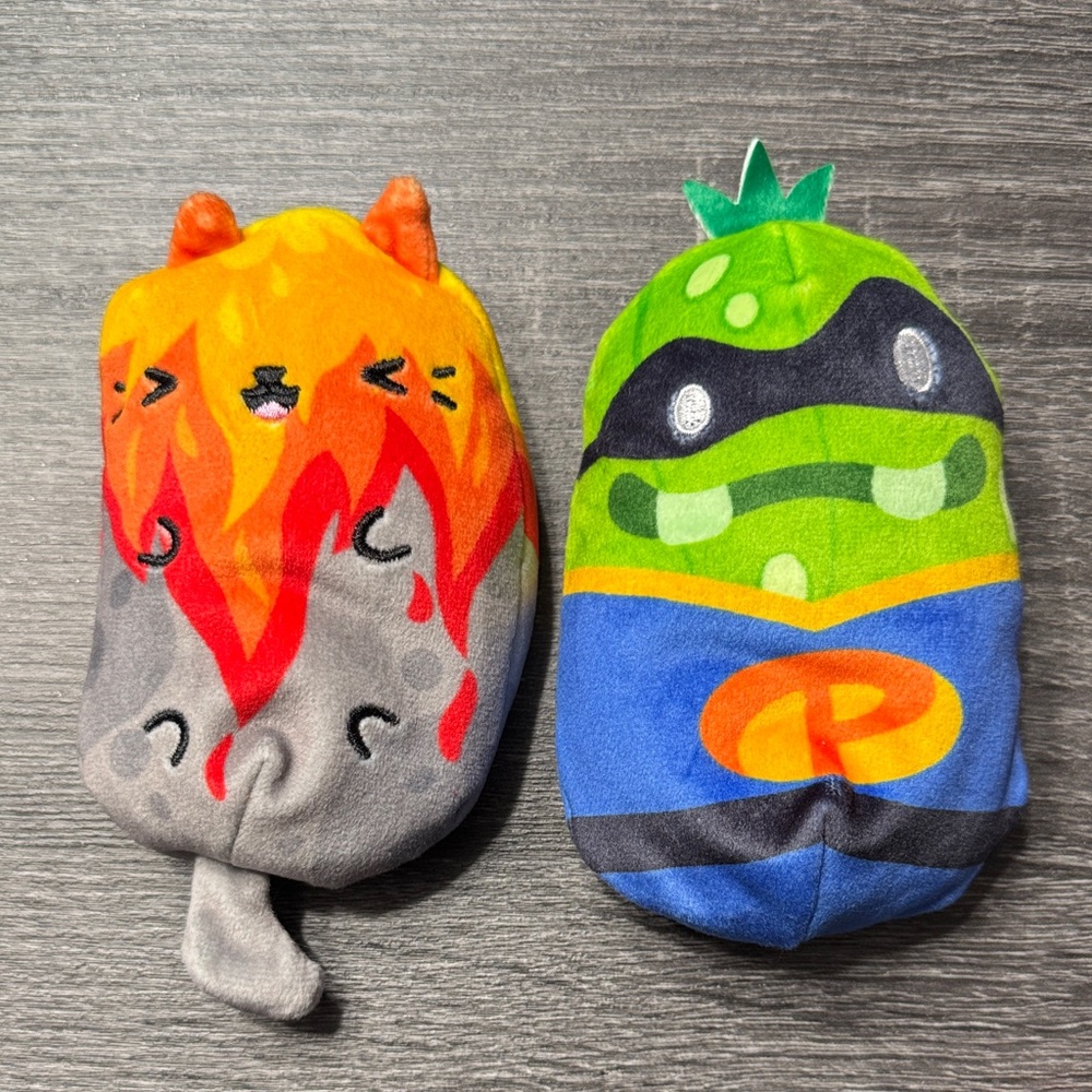 Cat vs Pickles| Flameo Cat and Sour Menace Pickle Duo